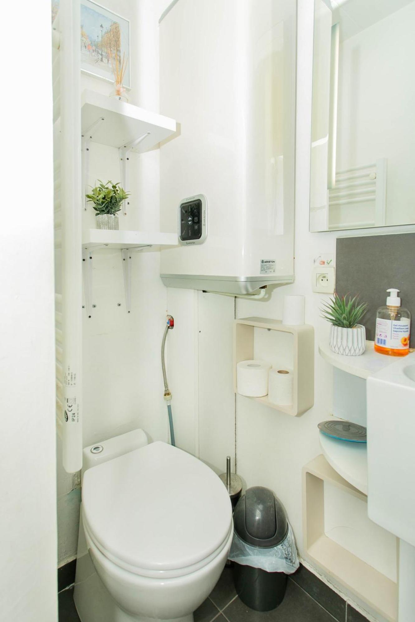 Champs Elysees & Arc De Triomphe - Cityapartmentstay Appartement Parijs