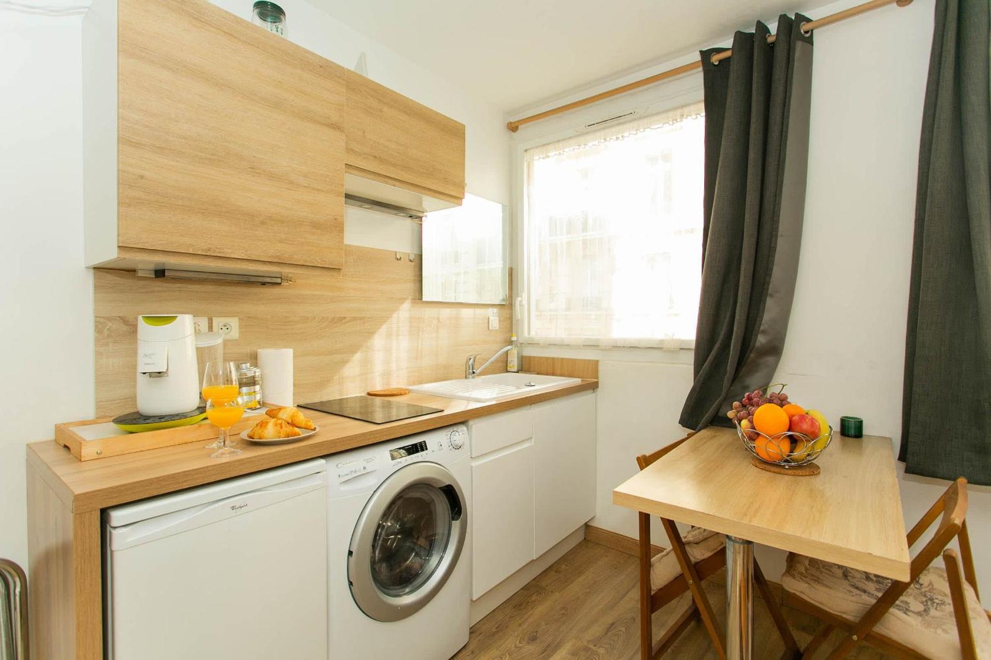 Champs Elysees & Arc De Triomphe - Cityapartmentstay Appartement