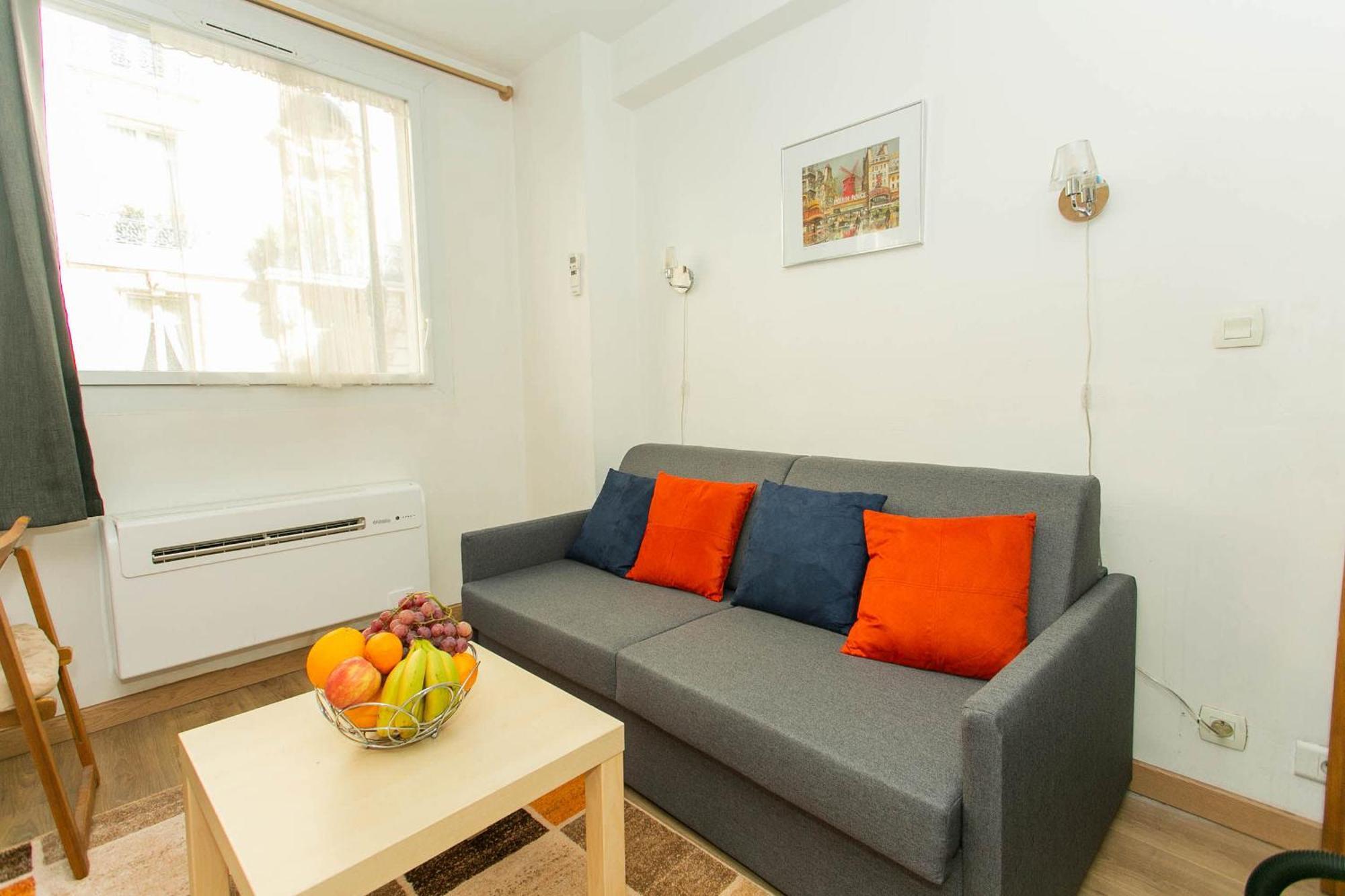 Champs Elysees & Arc De Triomphe - Cityapartmentstay * Parijs